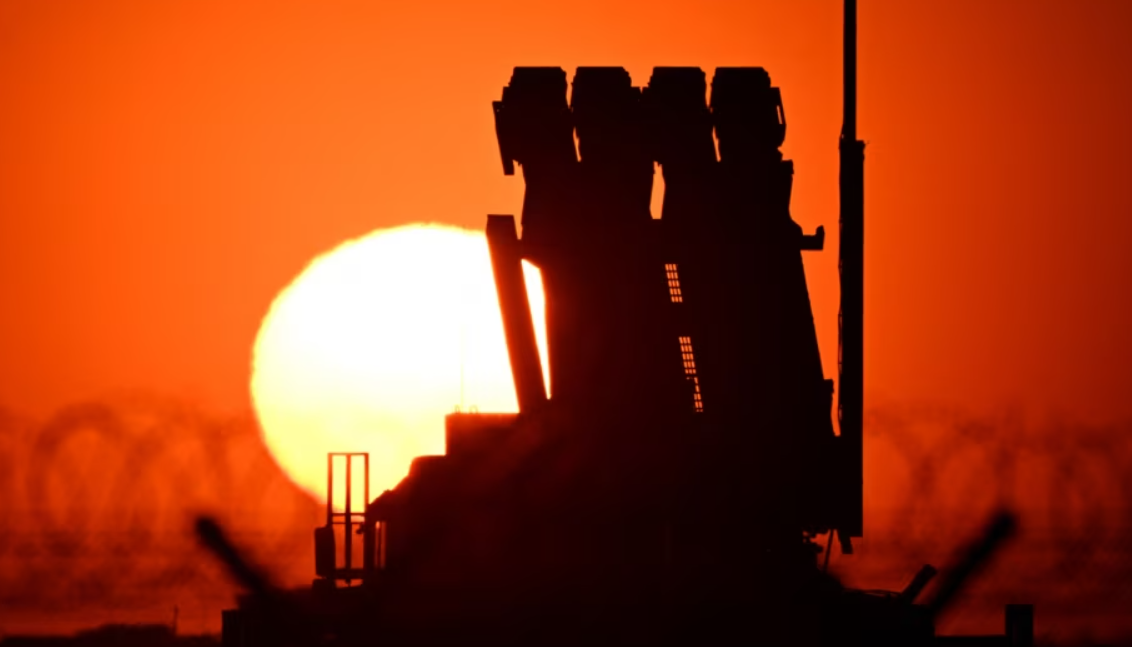 Ukraina me mungesë kritike të raketave mbrojtëse mes pikëpyetjeve për rezervat amerikane të Patriotëve