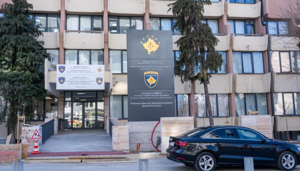 Aktakuzë kundër 20 personave, përfshirë Radoiçiqin, për krime lufte në Gjakovë