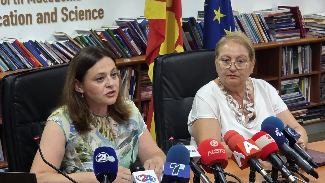 Janevska: Këtë vit shkollor do të ketë 4.900 nxënës më pak në klasën e parë