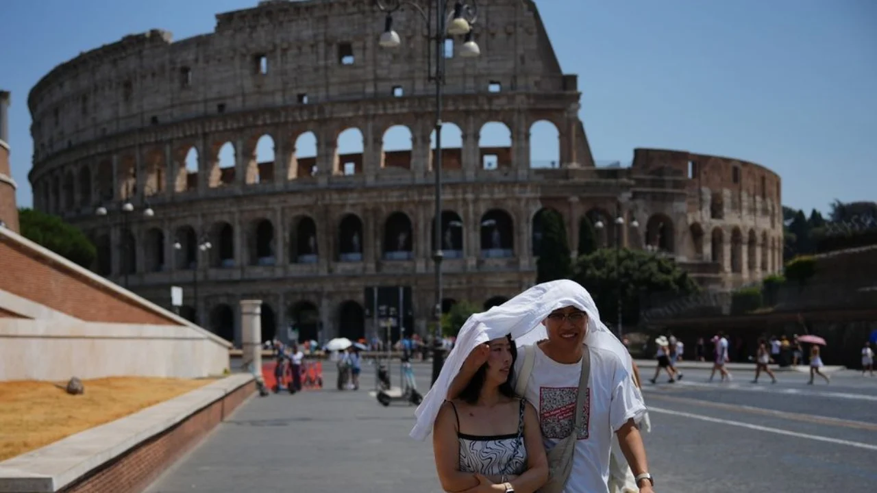 27 qytete italiane në alarm të kuq për shkak të temperaturave ekstreme, ndryshon orari i vizitave në atraksionet turistike
