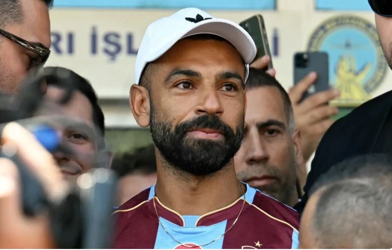 Salah mbetet pa fjalë në Turqi