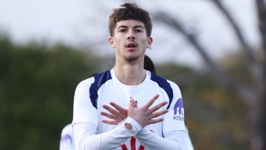 Tottenham i bën “dhuratën e jetës” talentit të Shqipërisë