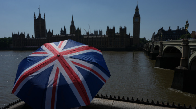 Alarm në Britaninë e Madhe, rritje e ndjeshme e numrit të raportimeve për shkak të ekstremizmit
