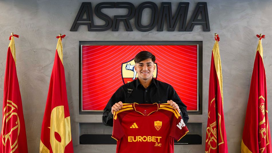 Udhëtoi 5 orë me tren, për t’u transferuar te Roma!