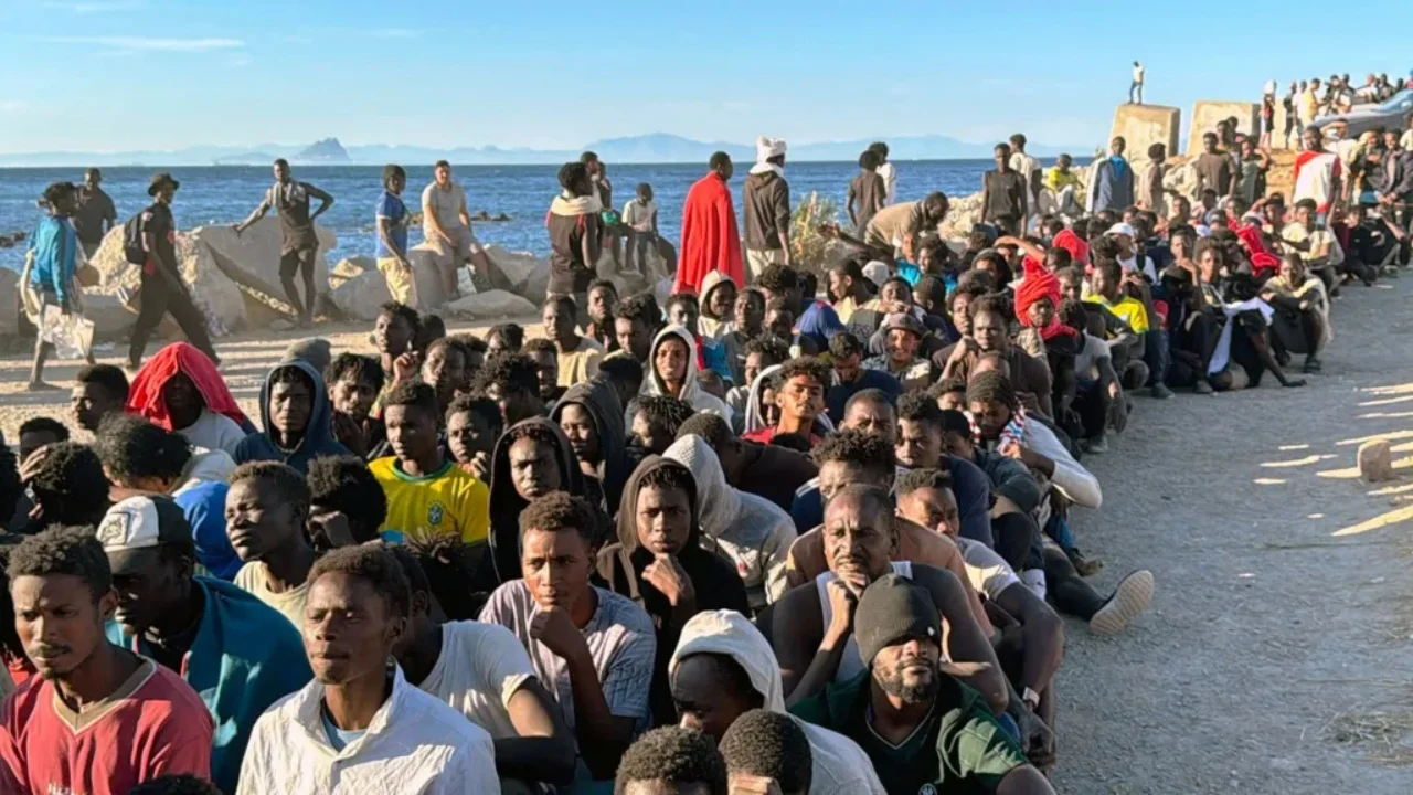 Përshkallëzohet debati mbi fluksin e emigrantëve në Ceuta, Spanja do të vendosë kontrolle kufitare kundër Italisë