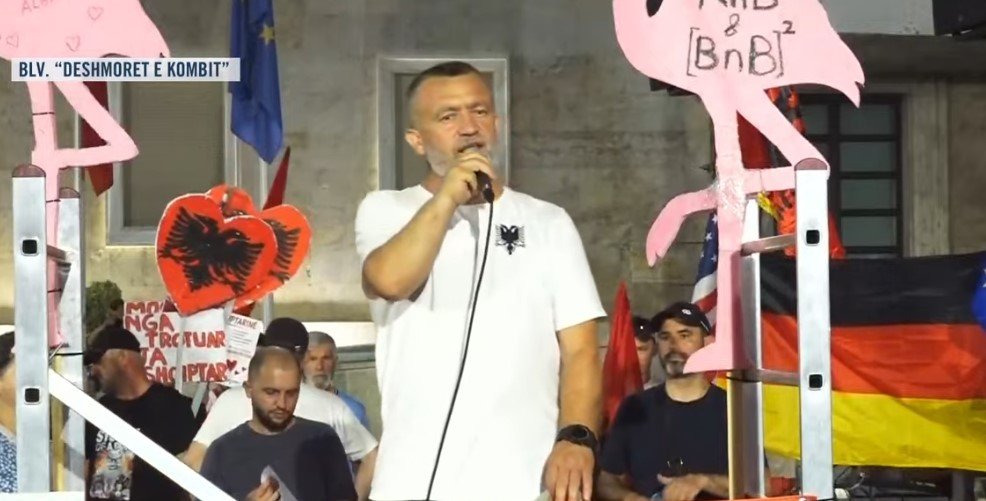  “Çakenjtë dhe patronazhistët na kanë sulmuar nga çdo anë!”- Ish-luftëtari i UÇK-së, Zotaj: Destinacioni ynë është Shqipëria e re dhe e pakorruptuar