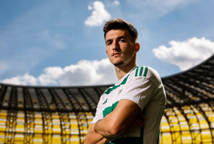 Bujar Pllana ndahet me Lechia Gdansk, mbrojtësi shqiptar bëhet lojtar i lirë