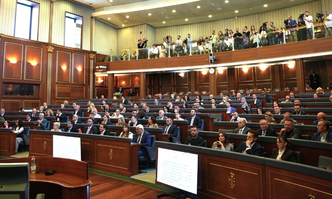 Opozita e inkriminuar vazhdon me sabotimin e konstituimit të institucioneve shtetërore