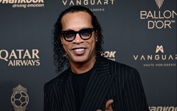 Ronaldinho po mendon të investojë në basketboll