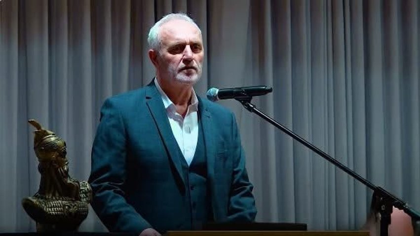 Tahiraj: Manastiri i Deçanit nuk duhet të përdoret si pretekst për politika hegjemoniste