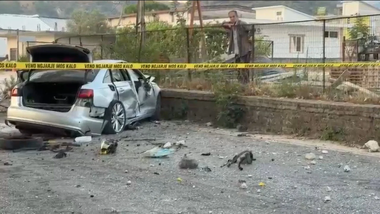 Aksident i frikshëm në aksin Gjirokastër-Kakavijë, përplasen dy automjete, 3 të plagosur