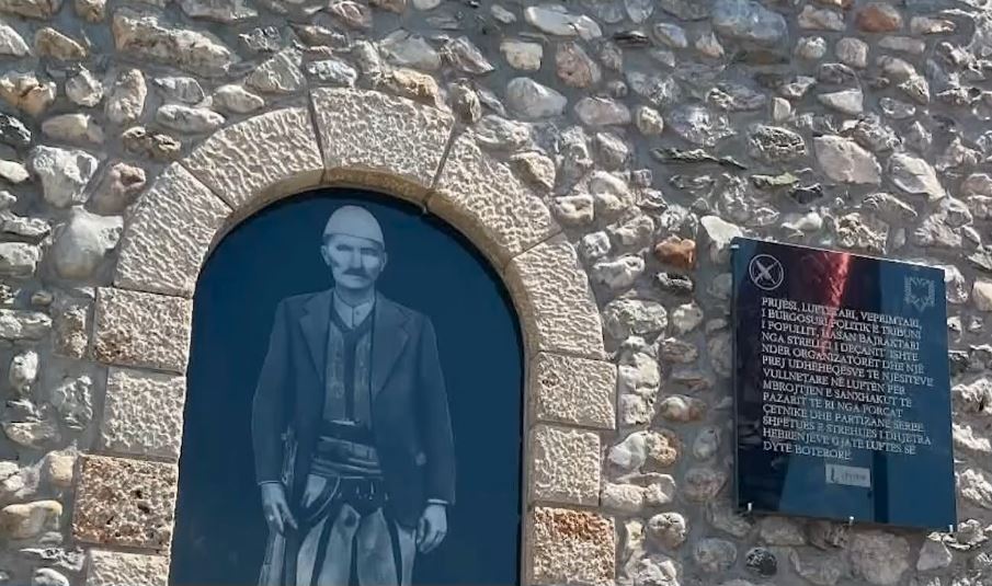 Shoqëria “Lëvizja” nderon familjet me veprimtari të dëshmuar atdhetare