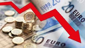 Këmbimi valutor 11 gusht/ Me sa blihen e shiten dollari dhe euro, çfarë ndodh me monedhat e tjera