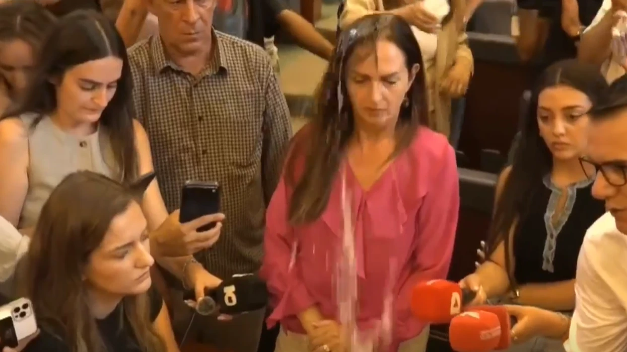 Ganimete Musliu lag me ujë deputeten Arbërie Nagavci