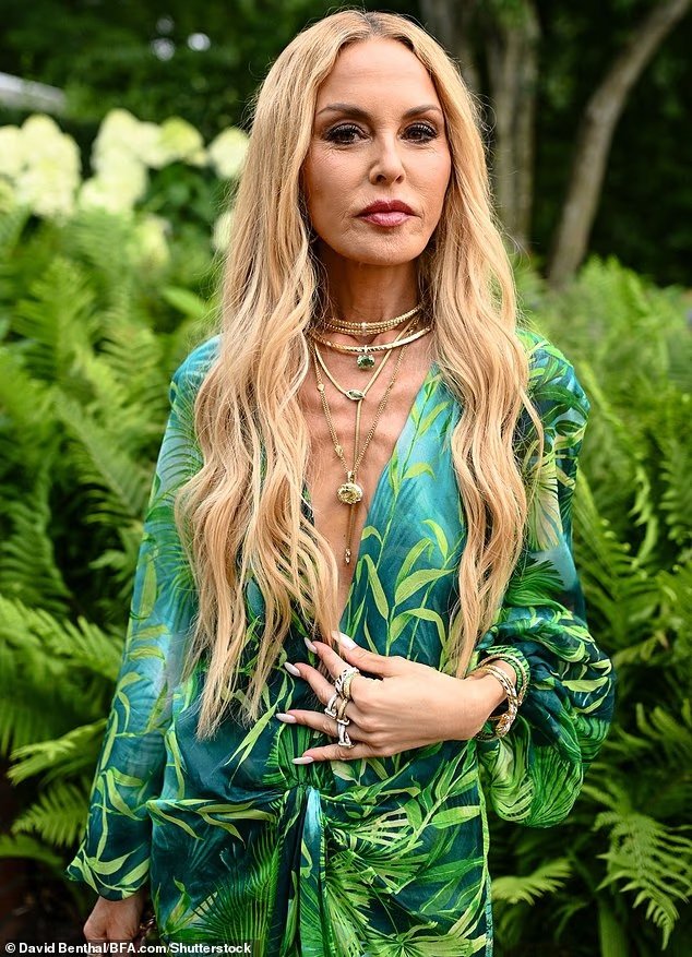 Rachel Zoe shfaqet tepër e dobët në eventin në Hamptons, trupi i saj sërish nxit shqetësime