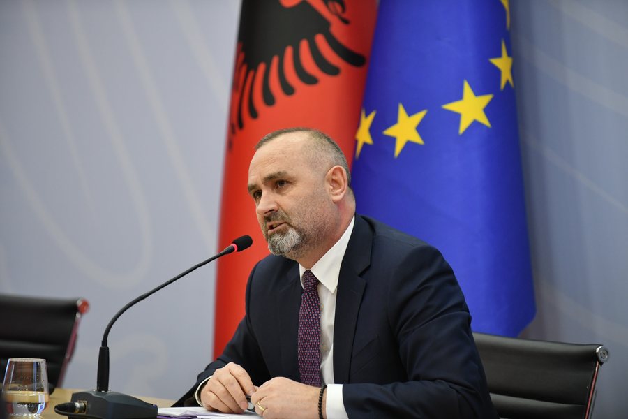 Zjarret në Dibër, Manja ultimatum prokurorëve: Gjeni zjarrvënësit ose do t’i drejtohemi ILD-së!