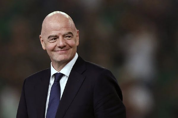 ​Infantino humb edhe një mbështetje, Zelanda e Re i bashkohet kundërshtarëve
