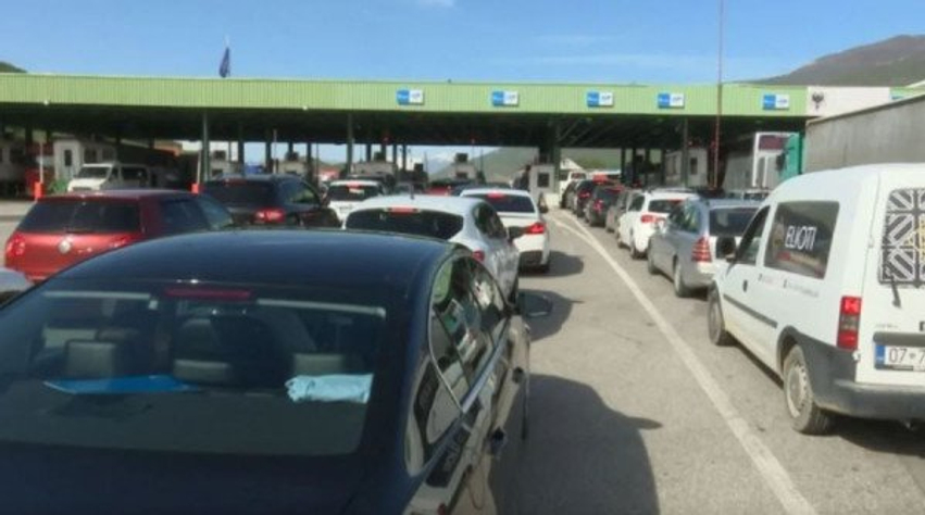 fluks-udhetaresh-ne-morine-fundjava-sjell-mijera-vizitore-nga-kosova-drejt-shqiperise