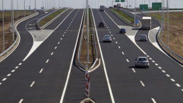 ​Të dielën në autostrada të Kosovës s’ka kufizim të qarkullimit të automjeteve me mbi 20 tonë