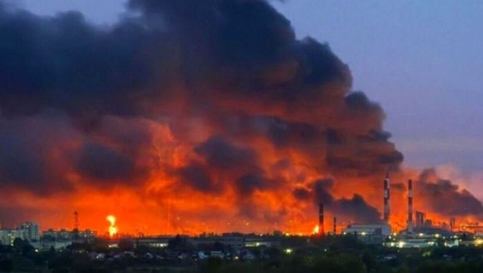 Ukraina godet objektiva strategjike në Rusi/ Sulmet arrijnë deri në 900 kilometra larg kufirit