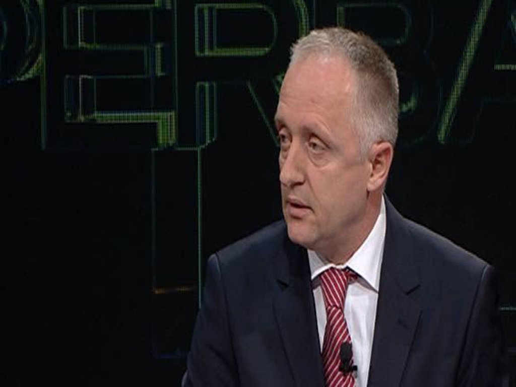 “Mbajmë rekord për…” – Lutfi Dervishi me 20 thumbime për realitetin shqiptar