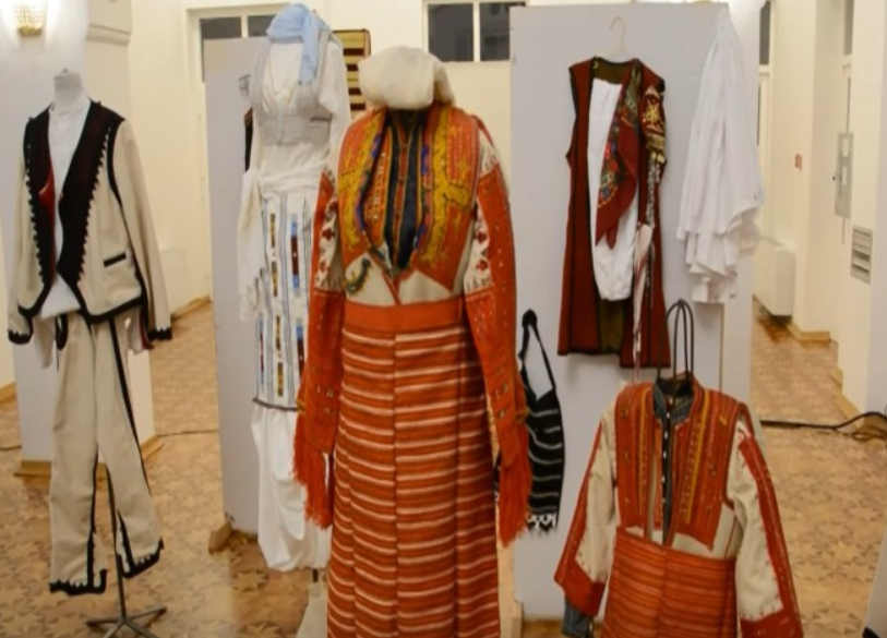 Kostumet shqiptare në Manastir, tradita që ruan kujtesën ndër breza