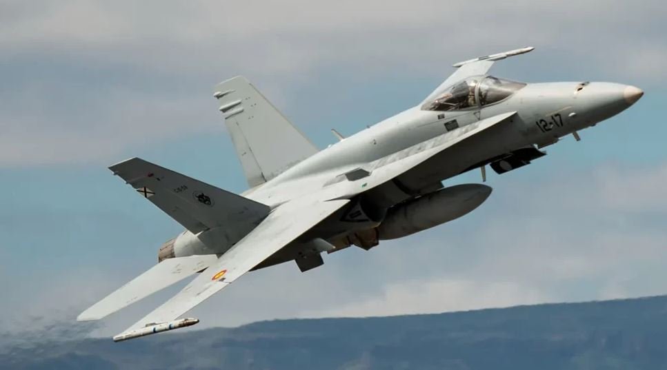 Dron i paidentifikuar pranë kufirit me Moldavinë, ndërhyjnë avionët e NATO-s