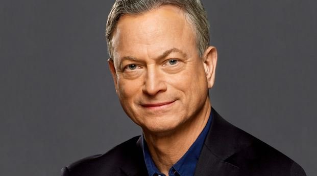 Gary Sinise çon mbi 1,000 fëmijë të ushtarakëve të rënë në Disneyland, pa asnjë shpenzim për familjet