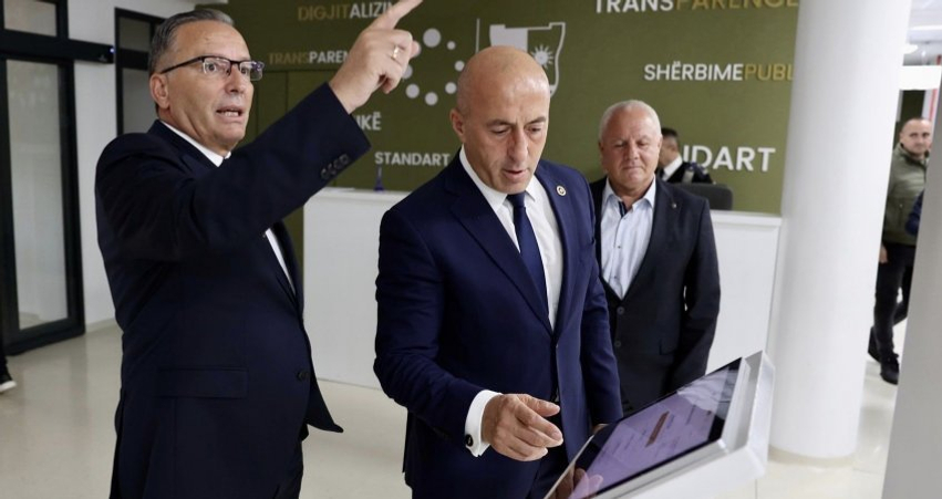  E vodhën e grabitën Kosovën  tani nuk e pranojnë opozitën   Dosti me akuza të forta ndaj PDK së e AAK së