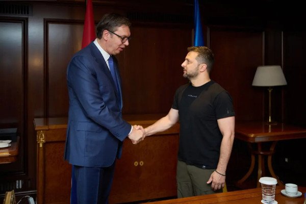 Dimiq: Vizita e Zelenskyt në Beograd nxori në pah “mjerimin dhe mungesën e moralit” të regjimit të Vuçiqit