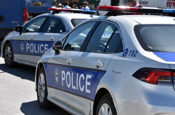 ​50 euro për të shpëtuar nga gjoba, policia arreston të dyshuarin në Gjakovë