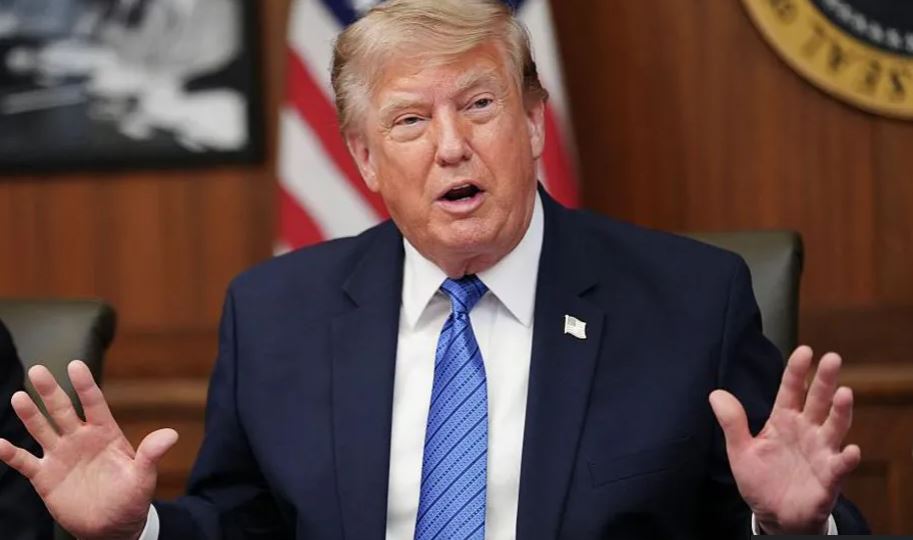 Pretendimet mbi Ngushticën e Hormuzit, Trump kërcënon Omanin me bombardim nëse pengon bisedimet me Teheranin