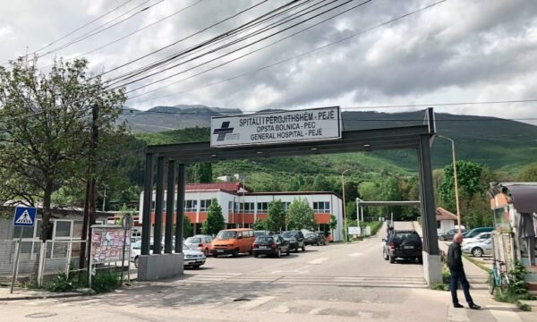 Spitali i Pejës jep detaje për aksidentin tragjik në Kliqinë