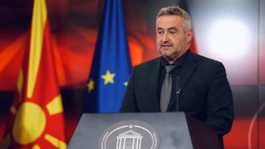 Klekovski me apel për qytetarët  Nëse shihni shpendë të ngordhura  raportoni në AUV