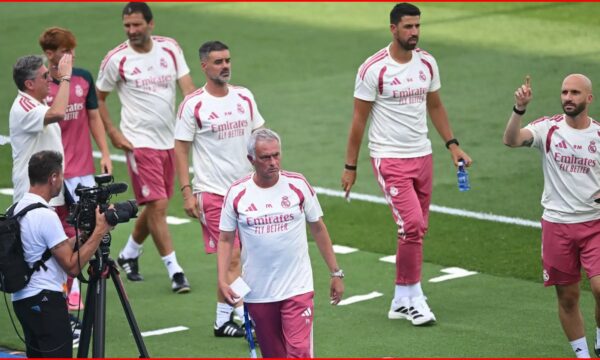 Real Madridi i jep fund traditës së prezantimeve madhështore në Bernabéu