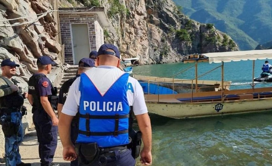Aksidenti në Koman, policia jep detaje: 5 të plagosur nga përplasja e dy mjeteve lundruese