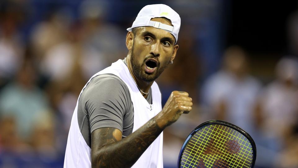 Kyrgios suspendohet