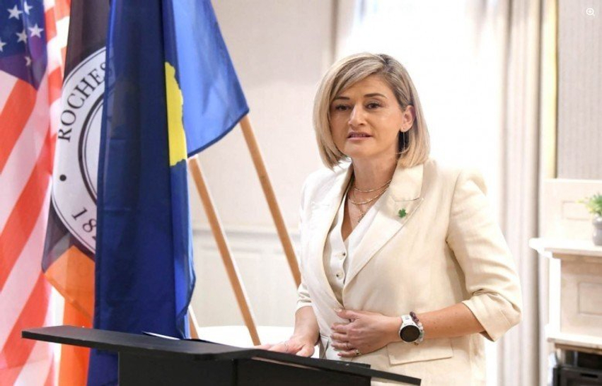 MINTI  Kusari Lila nuk e zgjodhi hotelin  lokacionin e caktoi Ambasada Gjermane