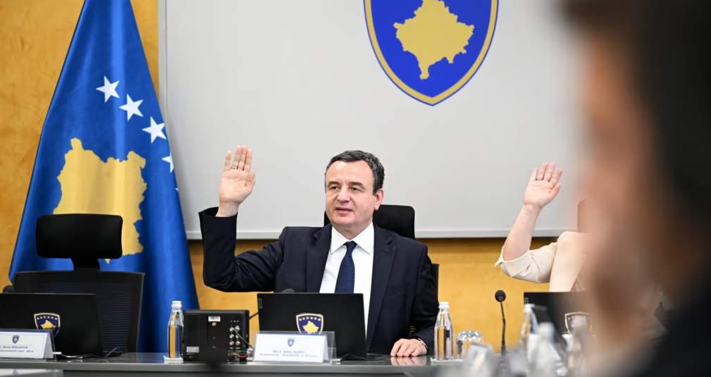 Vendime për prona dhe emërime: A po i tejkalon kompetencat Qeveria në detyrë?