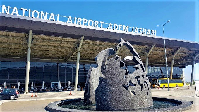 Shtetasi iranian ndalohet në aeroportin e Prishtinës, kërkon azil në Kosovë