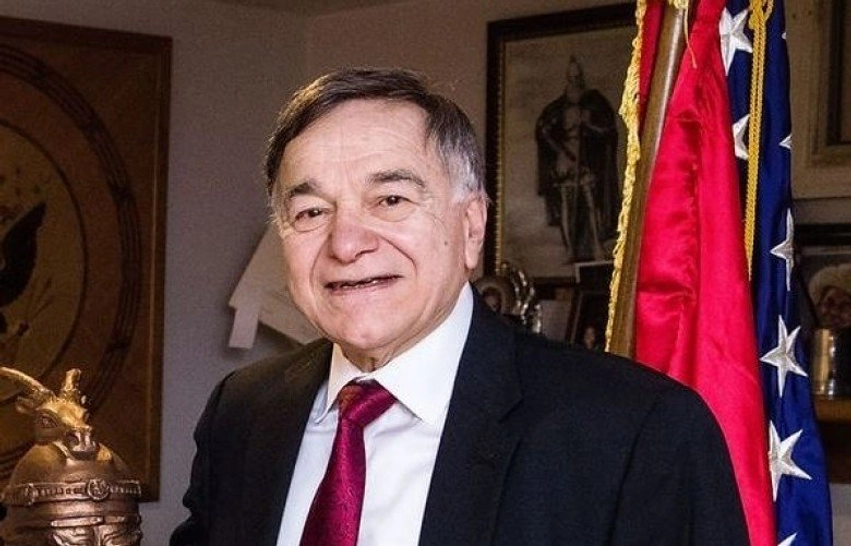 Propozim i qëlluar që z. Dioguardi të propozohet për President, por pengesë është mosha