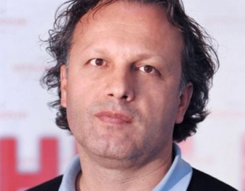  Opozitë  pse kaq shumë heshtje     Mekuli reagon pas zbulimit të arsenalit në veri të Kosovës