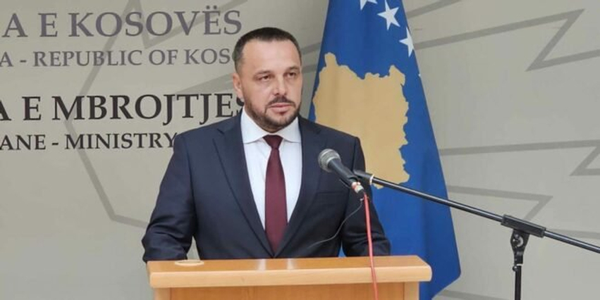 “Serbia po krijon perceptim të rremë për krizë”, Maqedonci për