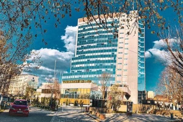 ​Ngërçi politik dhe ndikimi në ekonomi, bizneset paralajmërojnë pasoja të reja – bujqve u vonohen subvencionet