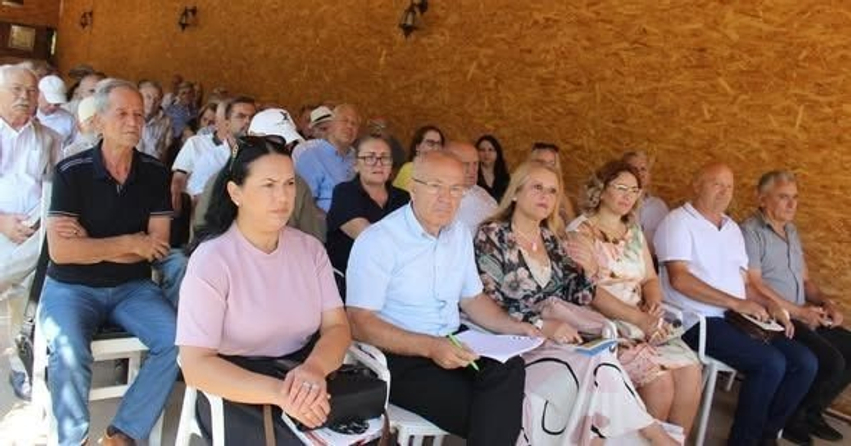 Organizim dinjitoz i  Festivalit poetik  kushtuar krijuesve mërgimtarë nga Art Klub  Rifat Kukaj 