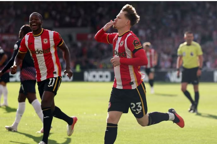 brentfordi-e-nis-sezonin-me-nje-fitore-spektakolare-tottenhami-i-roberto-de-zerbit-zhgenjen-rende