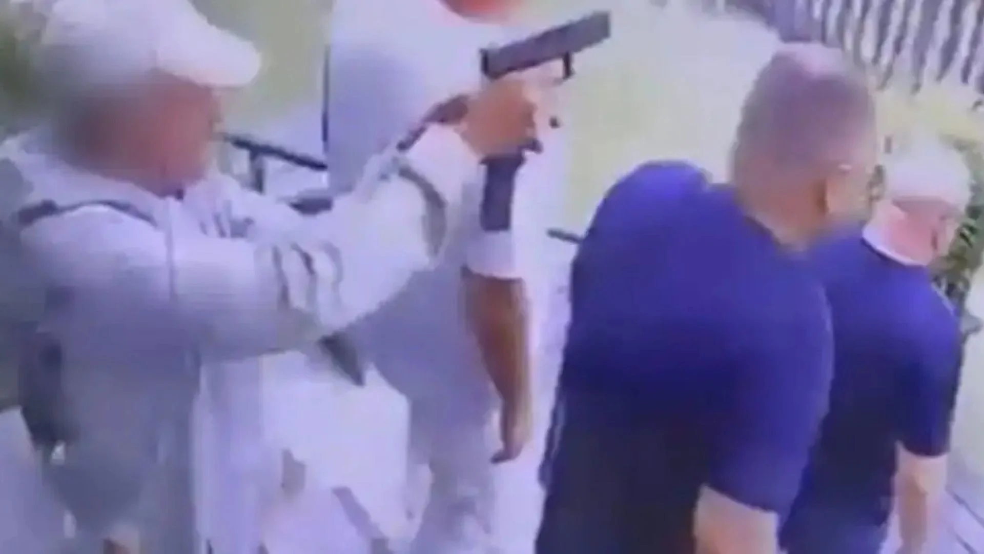 Ekzekutohet në Izrael në mes të ditës bosi i mafias kaukaziane, momenti kur qëllohet me armë pas koke