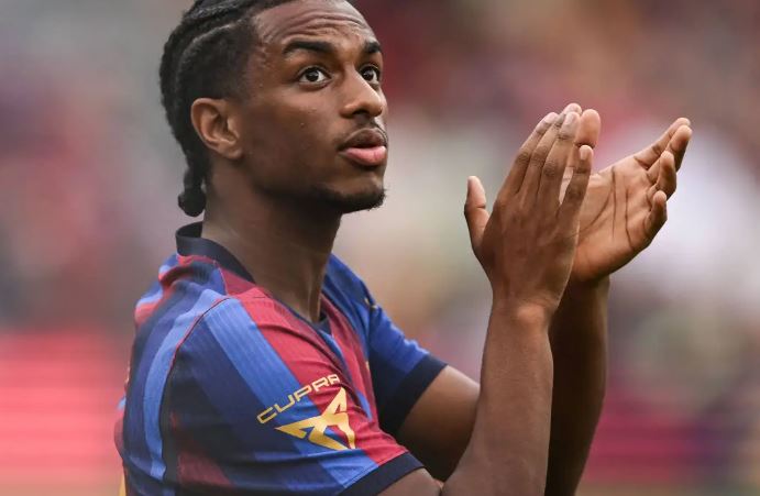 Manchester United shpreh interesim për Balde