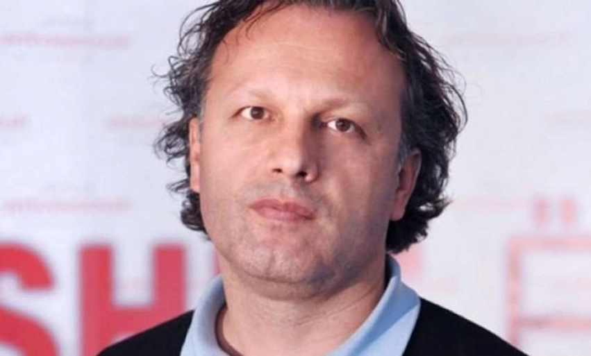 “Albin Serbia” – Mekuli reagon pas aktakuzës ndaj Shehollit dhe ngre pikëpyetje për sulmet ndaj Kurtit