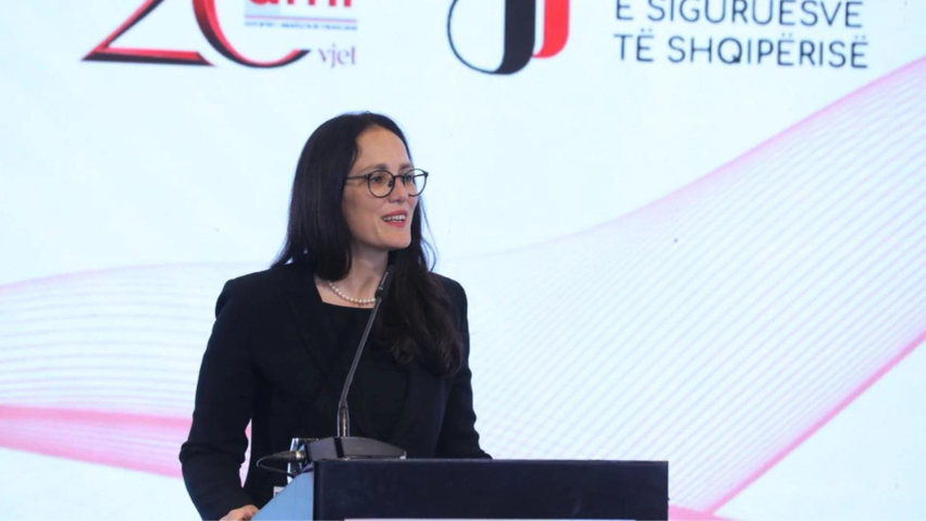 Çmimet nën monitorim  ministrja Ibrahimaj prezanton platformën e re
